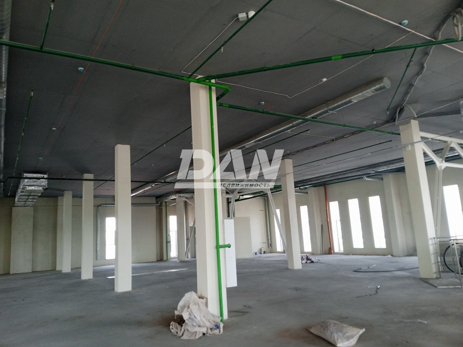 Помещение свободного назначения 300 м²