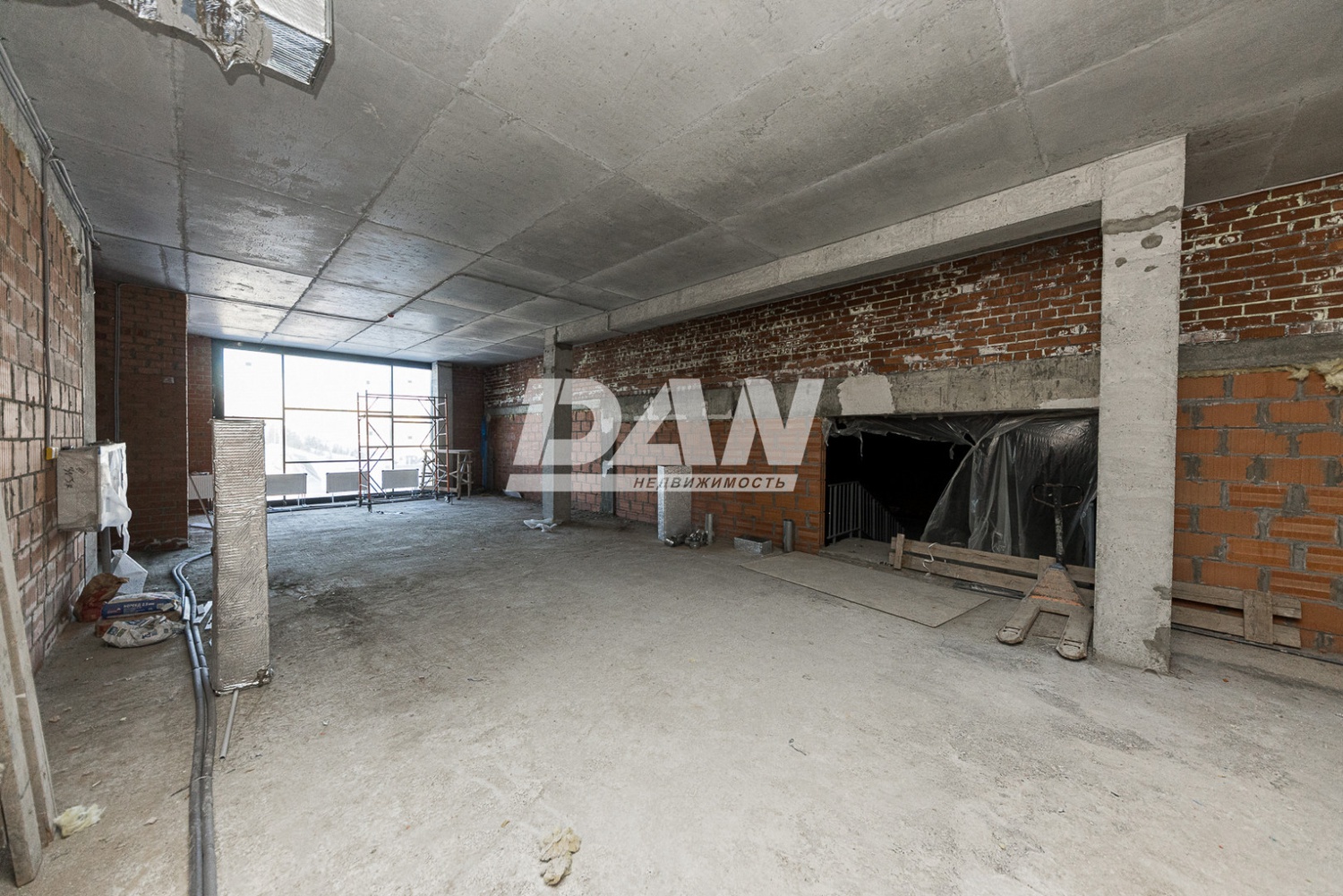 Помещение свободного назначения 347,6 м²
