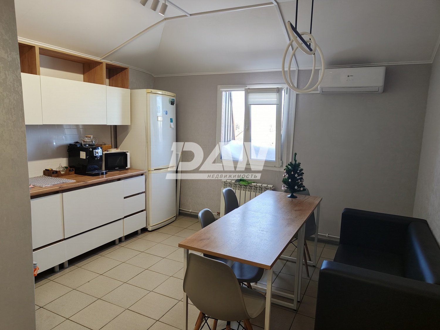 Офис 174,4 м²
