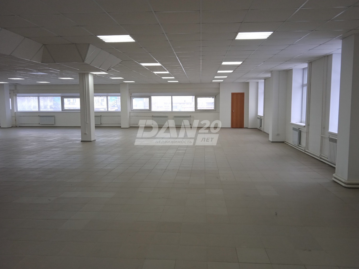 Помещение свободного назначения 600 м²