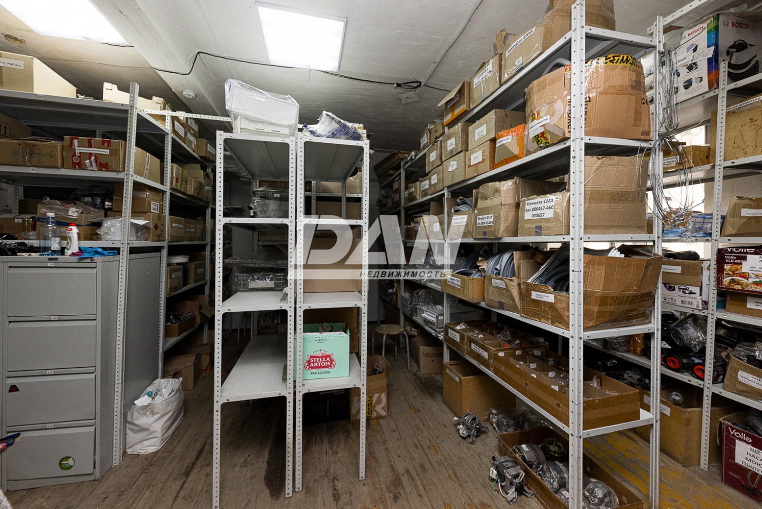 Помещение свободного назначения 353 м²