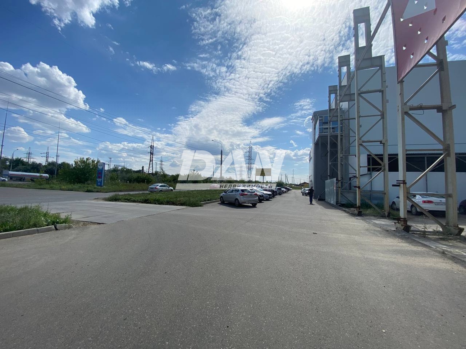 Торговое помещение 1000 м²