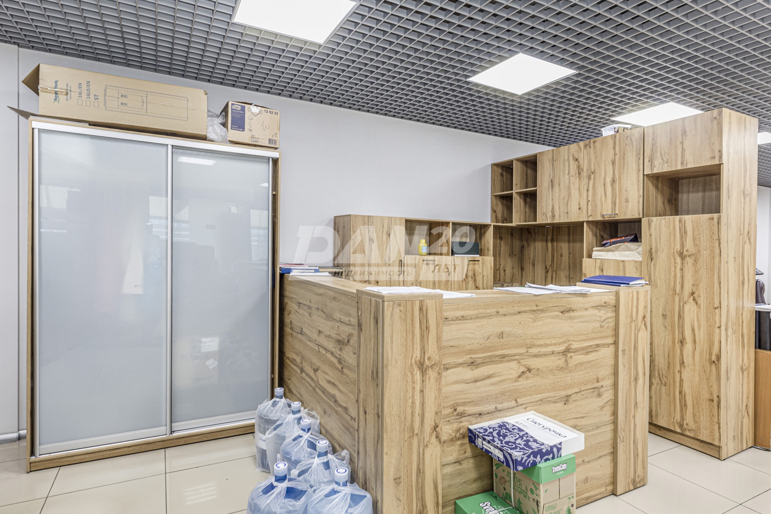 Торговая площадь 372 м²