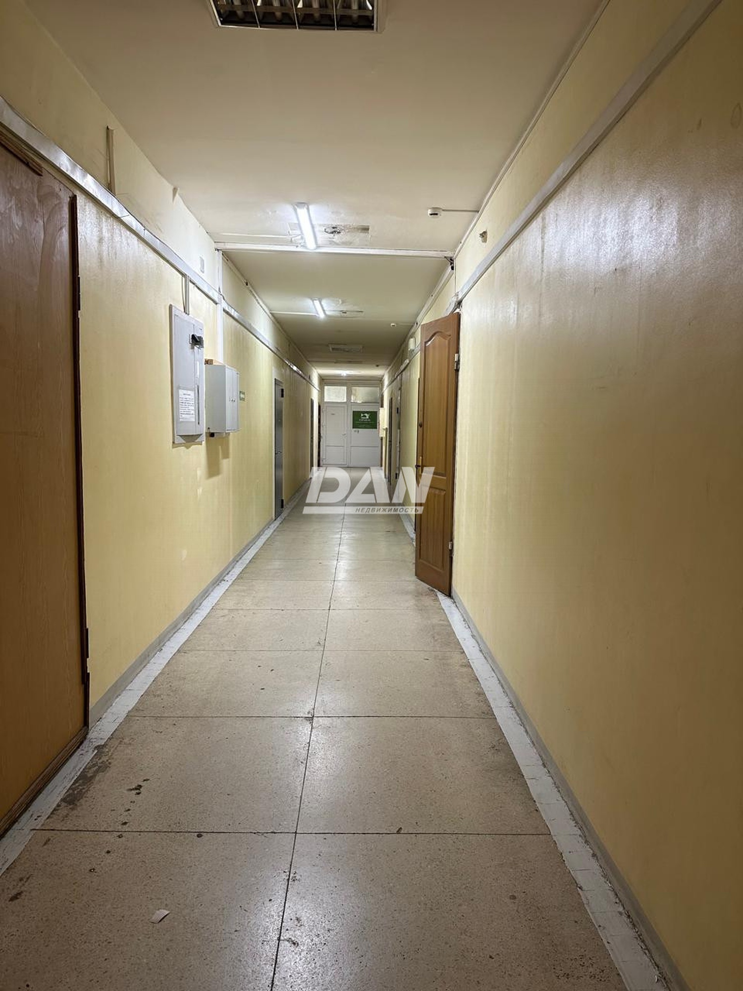 Помещение свободного назначения 405,6 м²