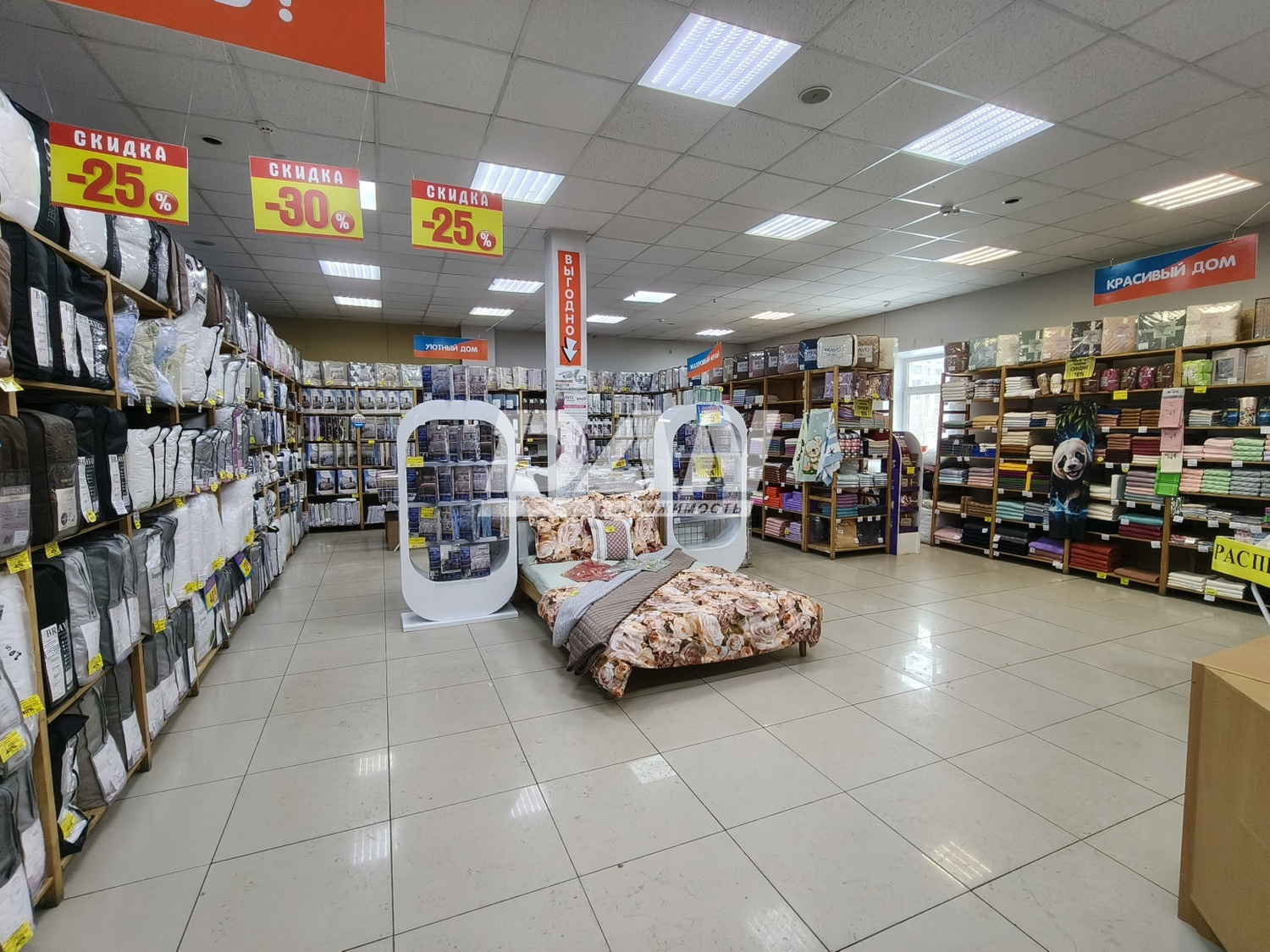 Торговое помещение 100 м²