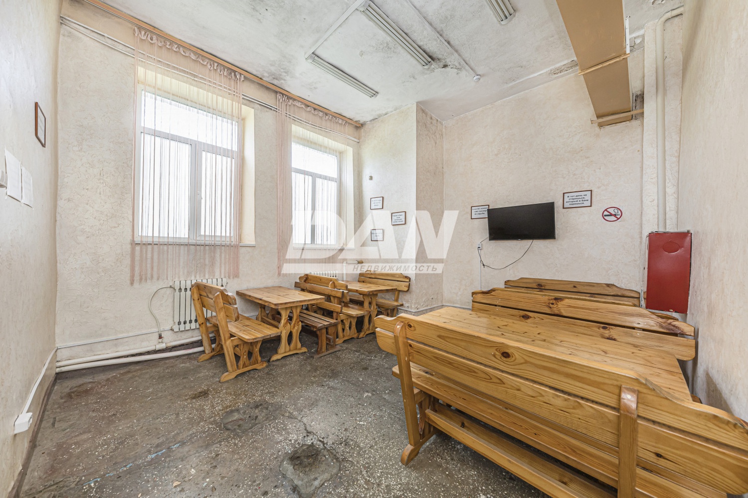 Помещение свободного назначения 818,6 м²