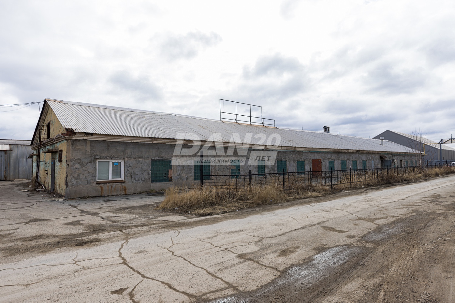 Производственное помещение 700 м²