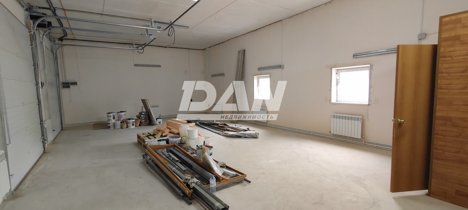 Помещение свободного назначения 262,4 м²