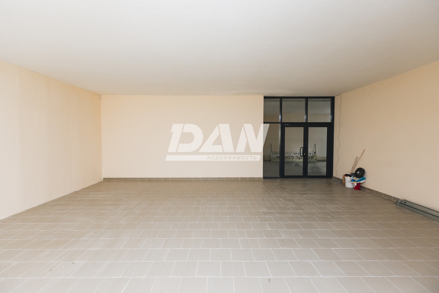 Помещение свободного назначения 287 м²