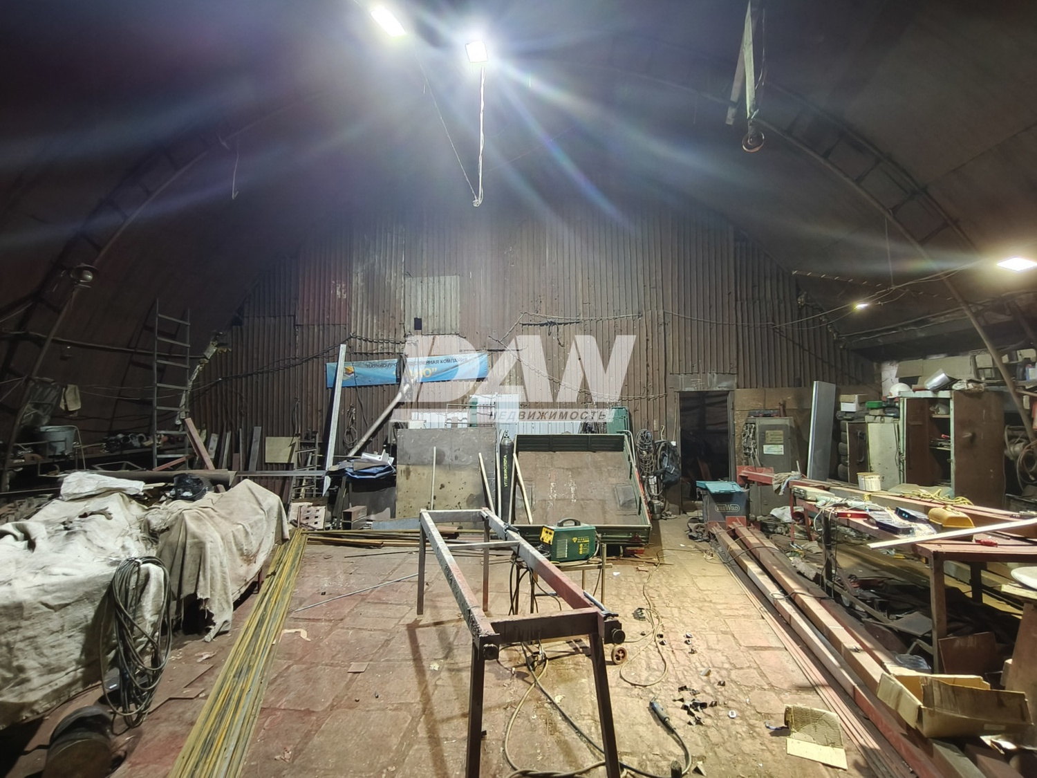 Производственное помещение 453 м²