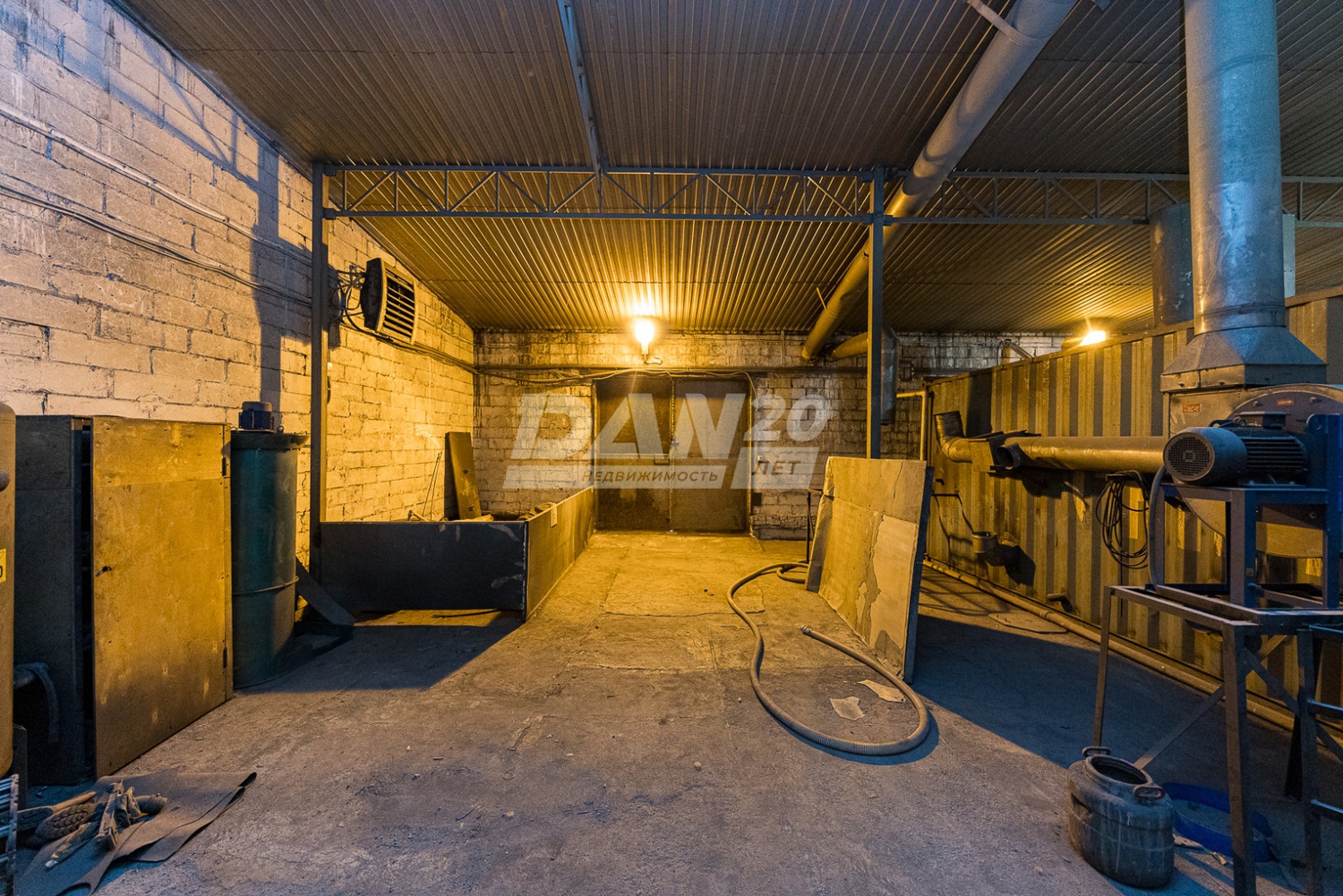 Производственное помещение 1200 м²