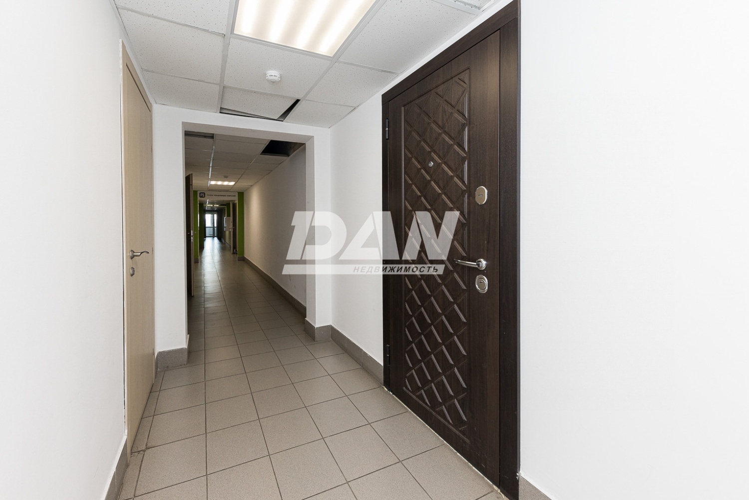 Торговая площадь 56 м²