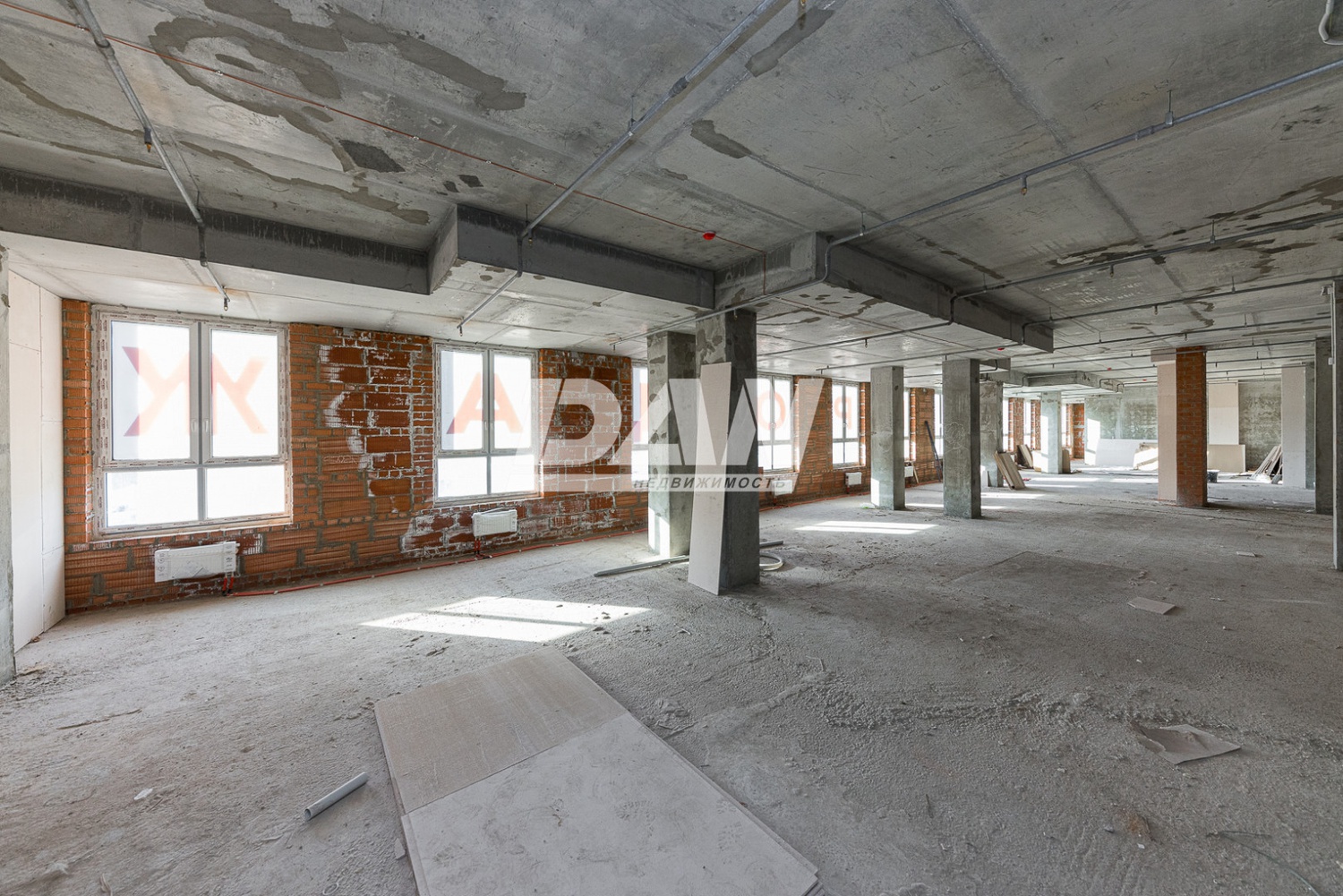 Помещение свободного назначения 316,8 м²