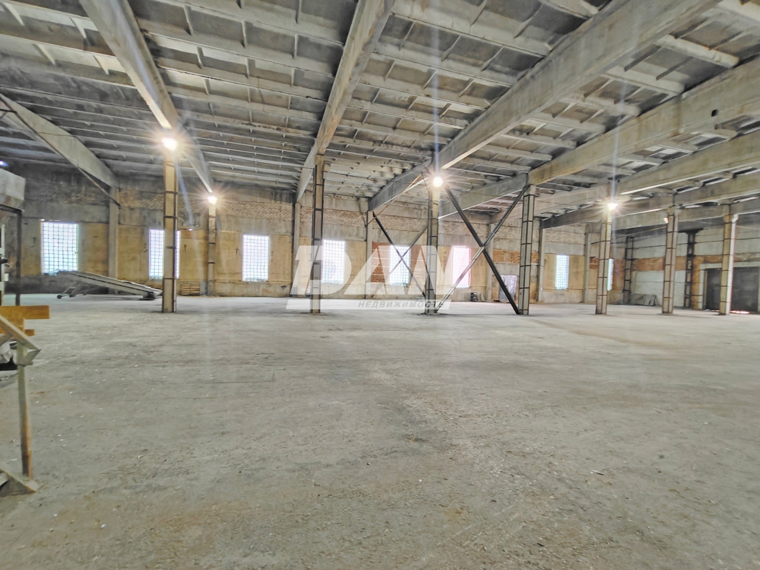 Производственное помещение 5359 м²