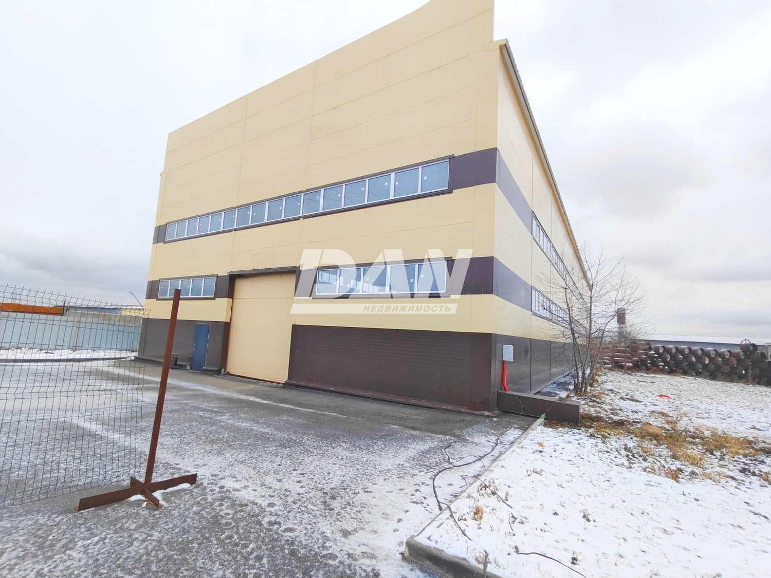 Производственное помещение 900 м²