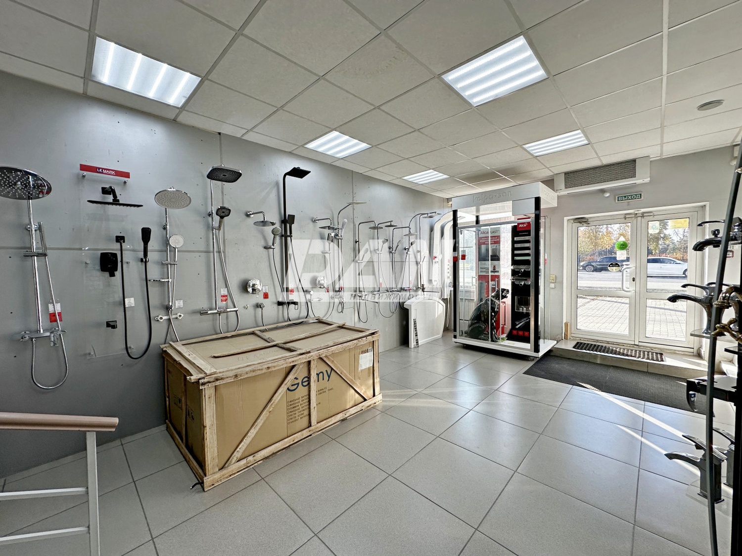 Помещение свободного назначения 152 м²