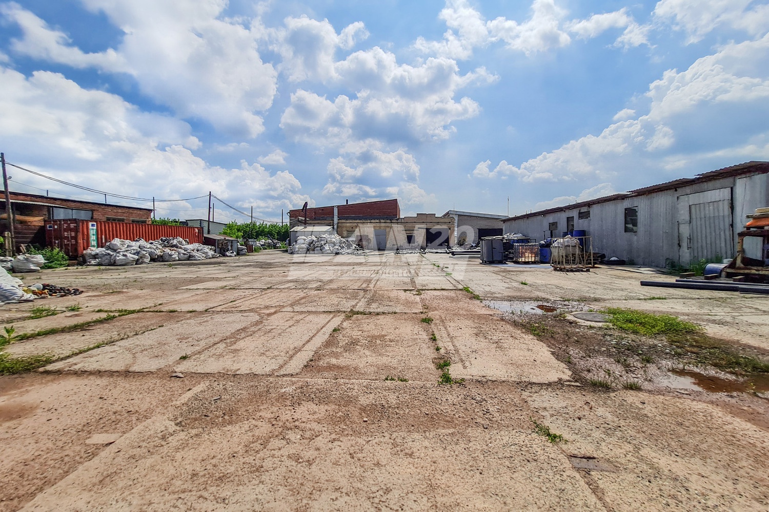 Производственное помещение 940 м²