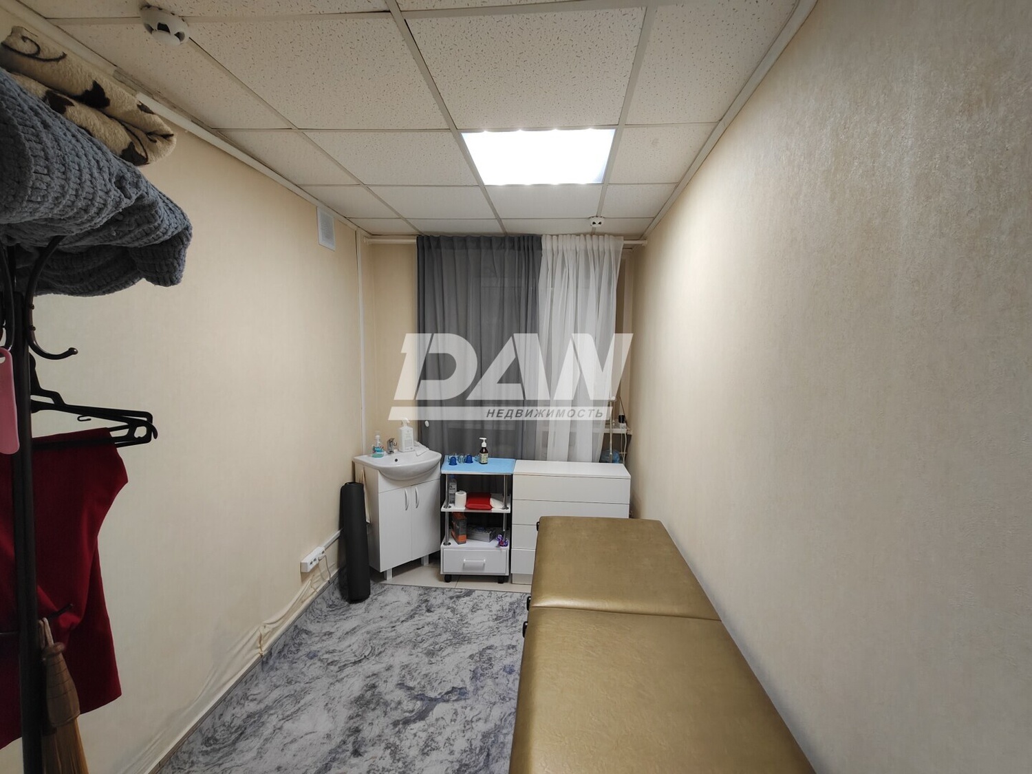 Помещение свободного назначения 295 м²