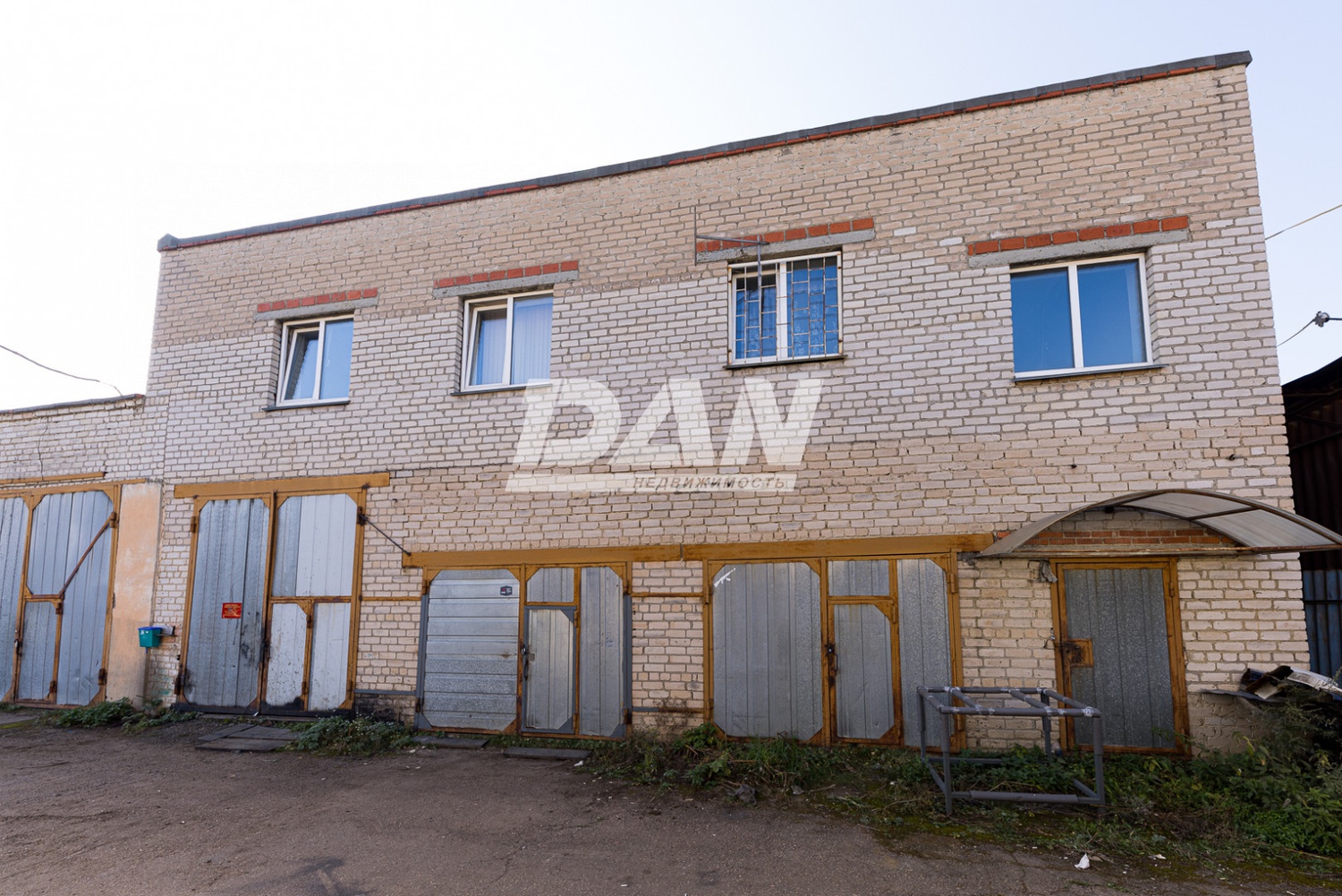 Производственное помещение 1734 м²