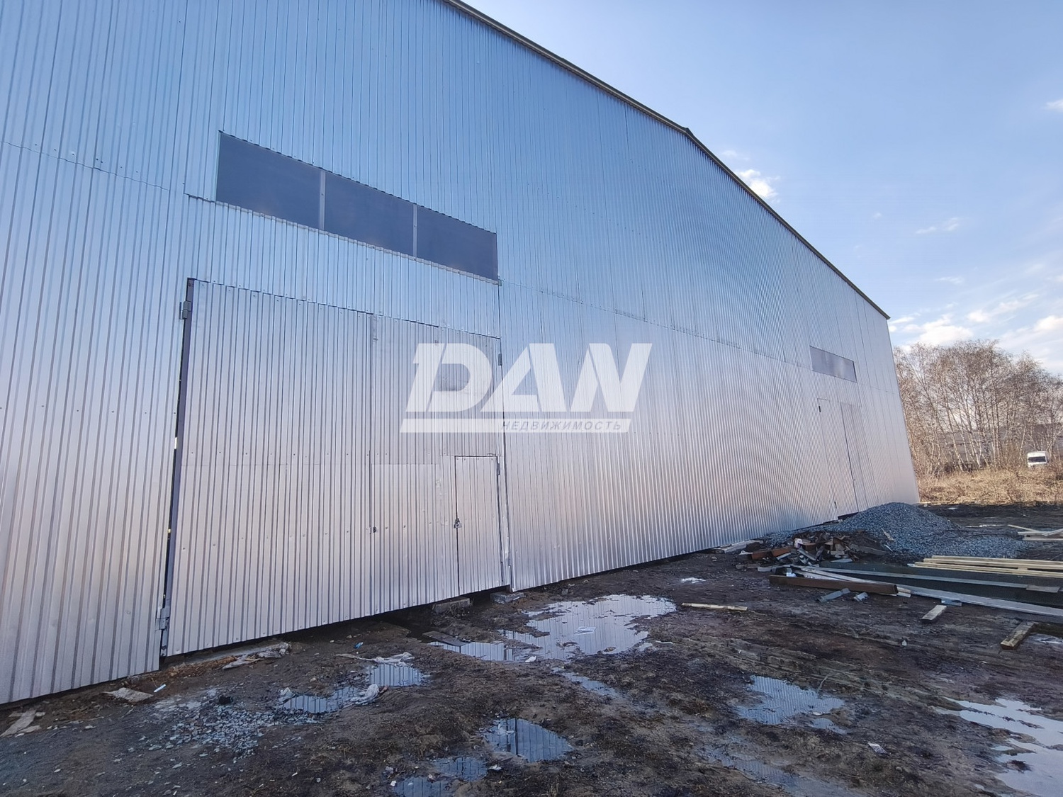 Склад 1300 м²