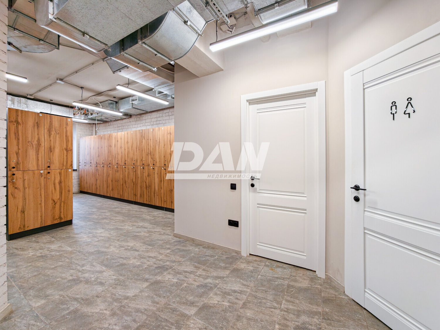 Помещение свободного назначения 321 м²