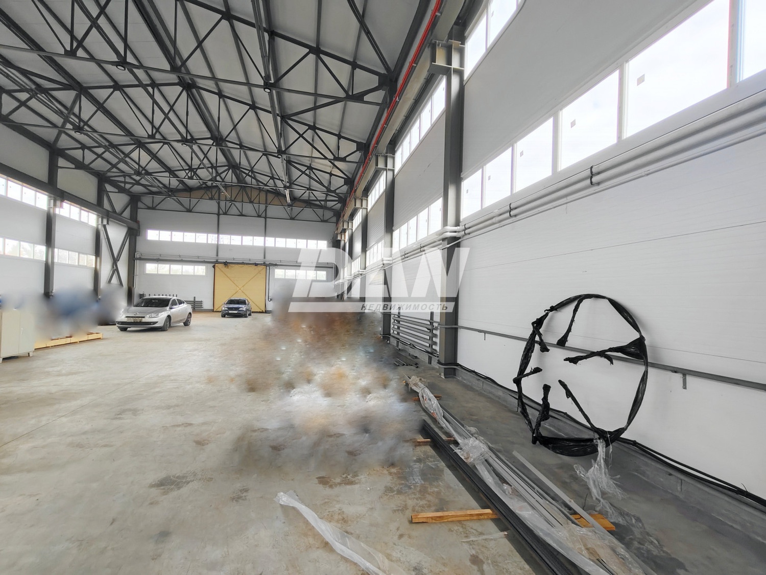 Производственное помещение 900 м²