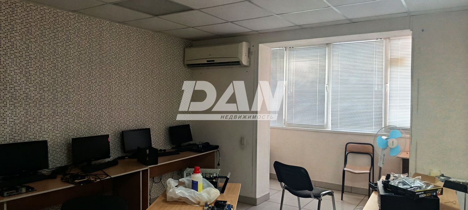 Помещение свободного назначения 140 м²