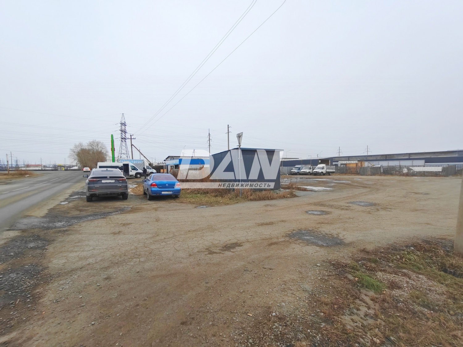 Земли коммерческого назначения 2000 м²