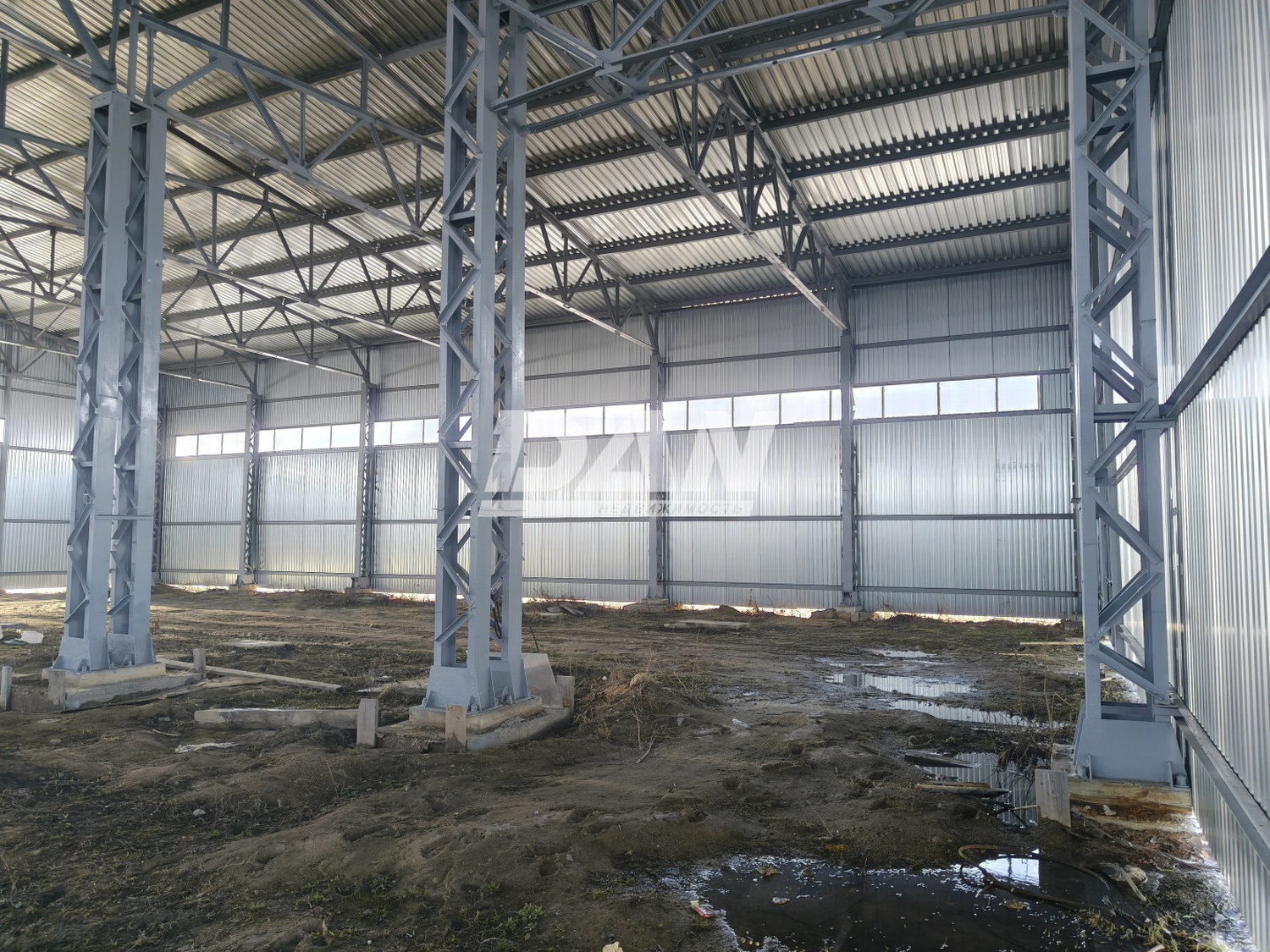 Склад 1300 м²