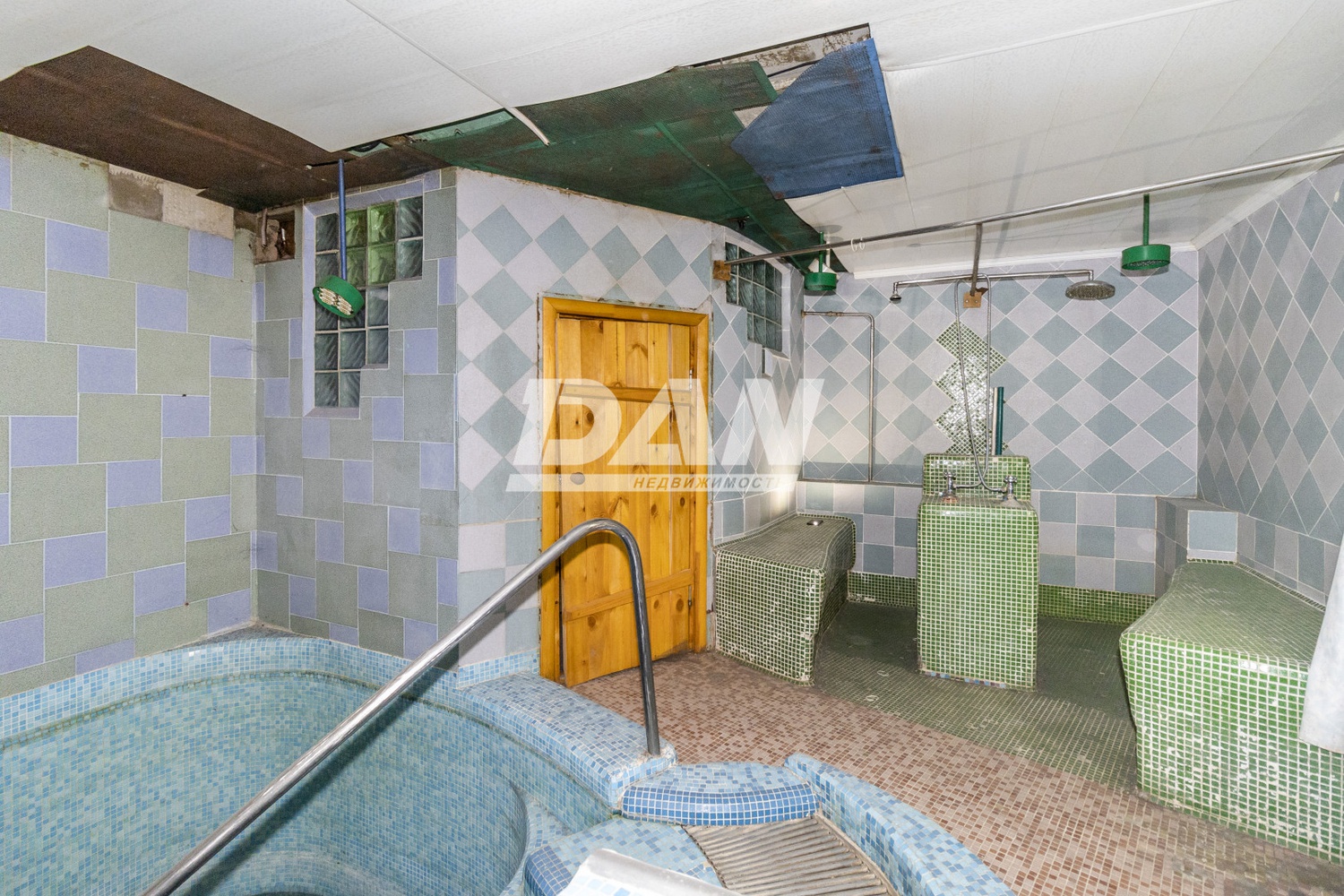 Помещение свободного назначения 534 м²