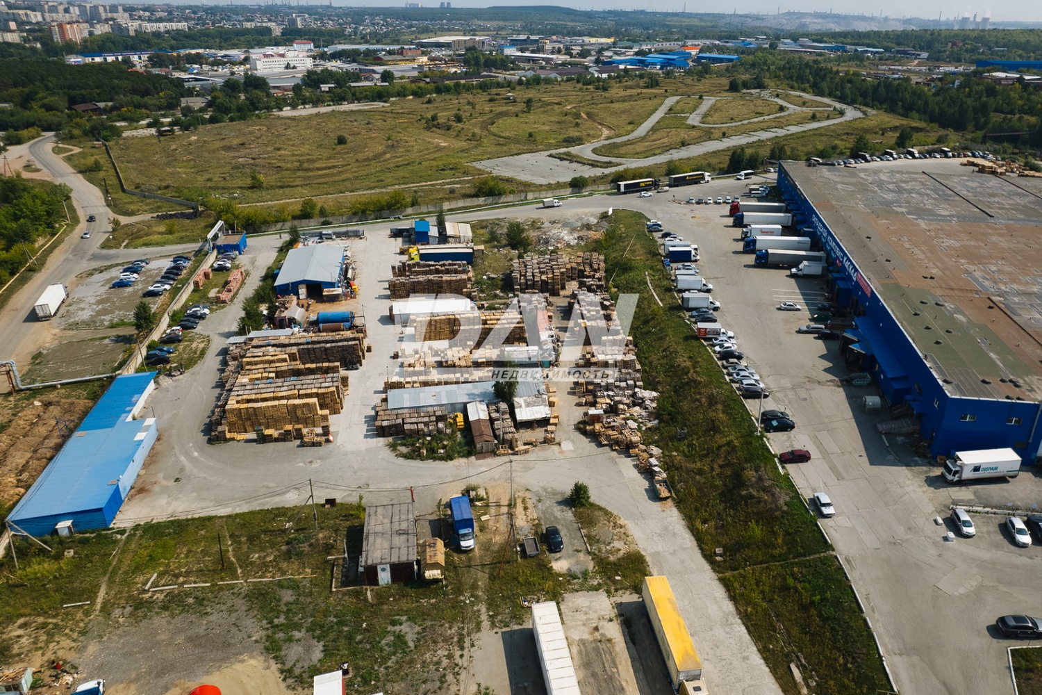 Склад 7468 м²