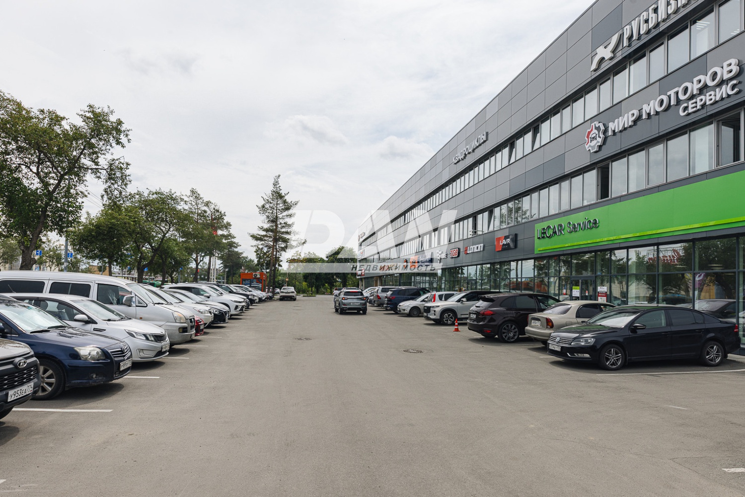 Торговое помещение 175 м²