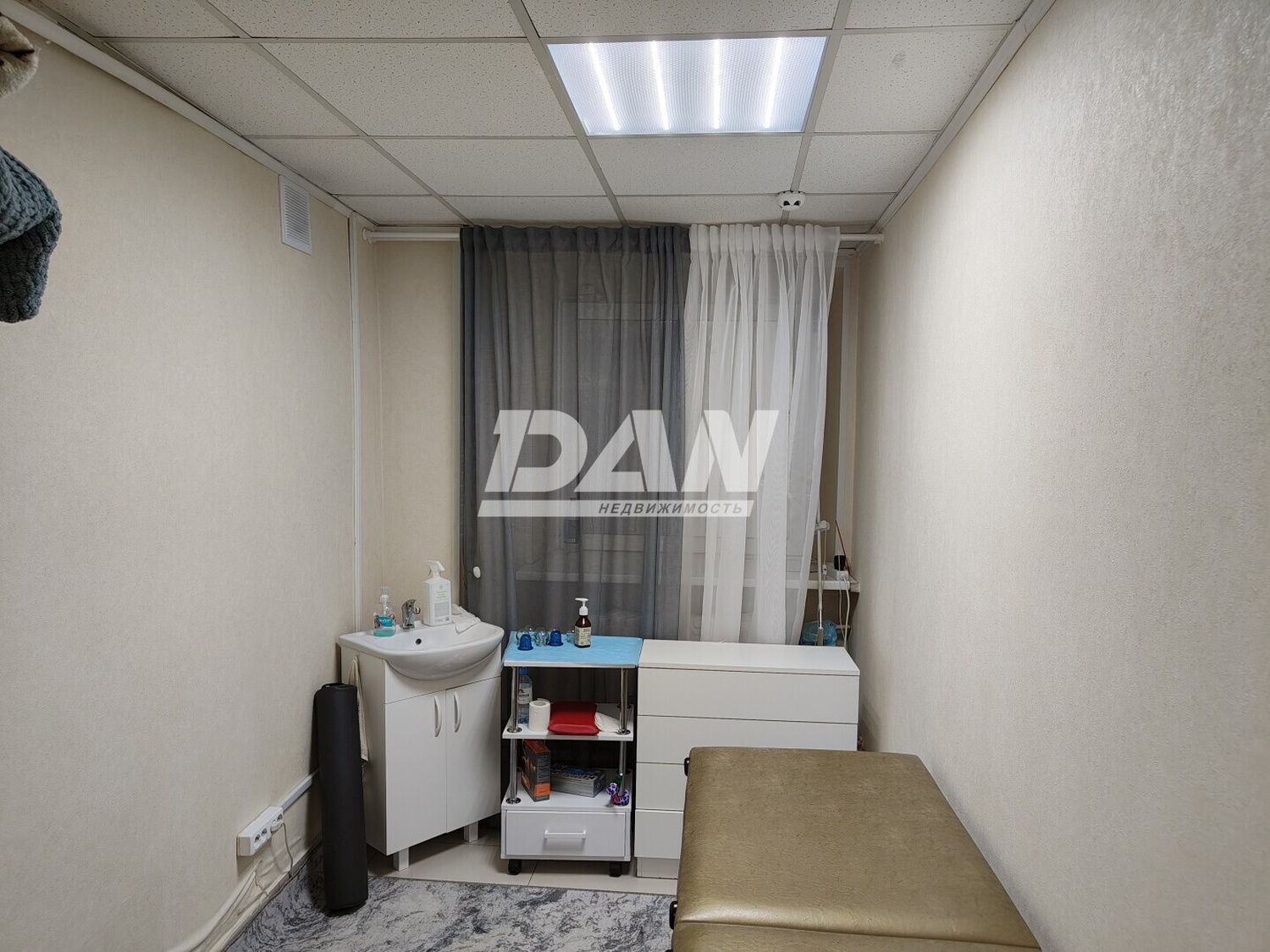 Помещение свободного назначения 295 м²