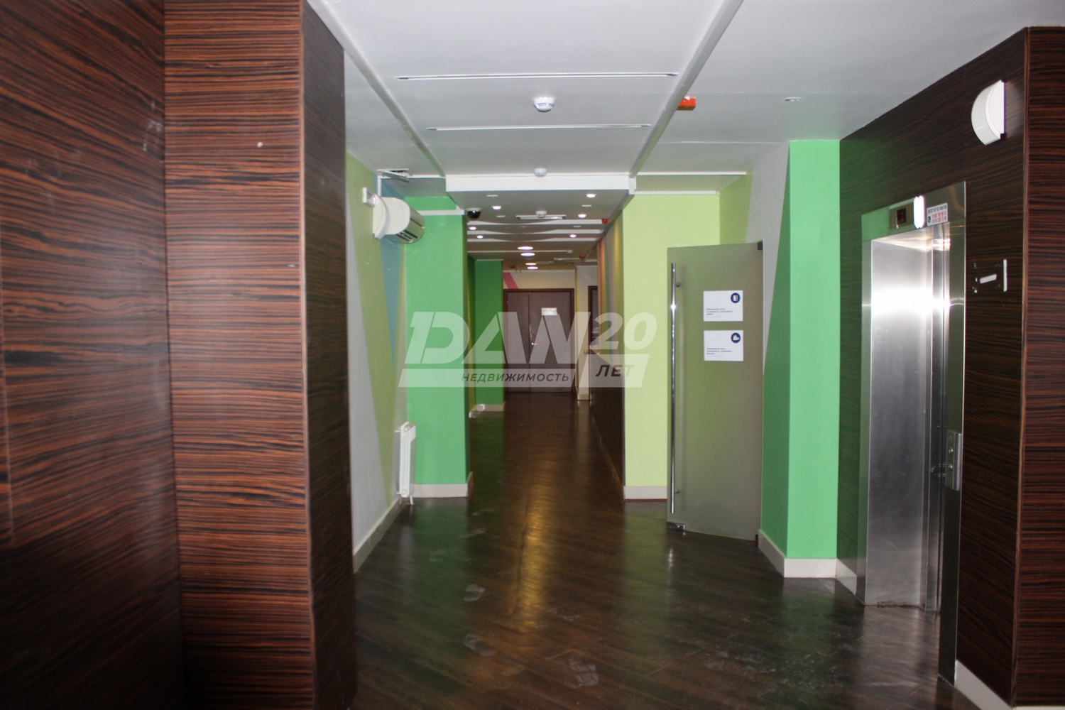 Помещение свободного назначения 897,7 м²
