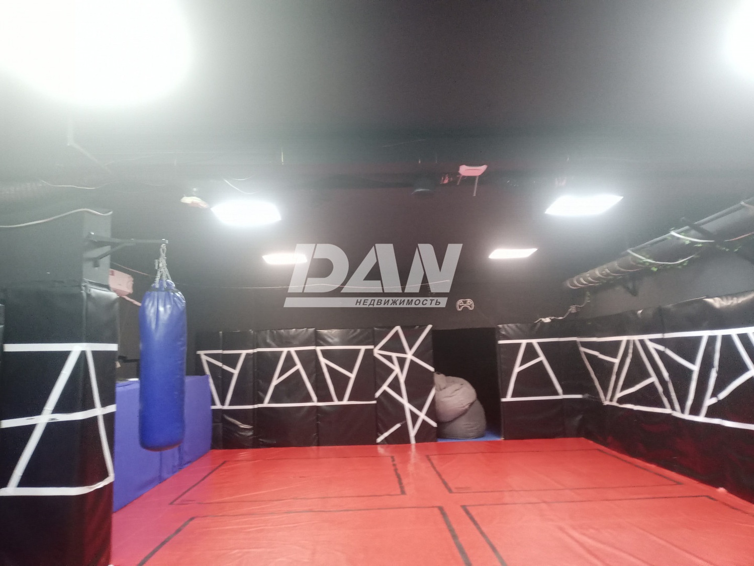 Помещение свободного назначения 255 м²