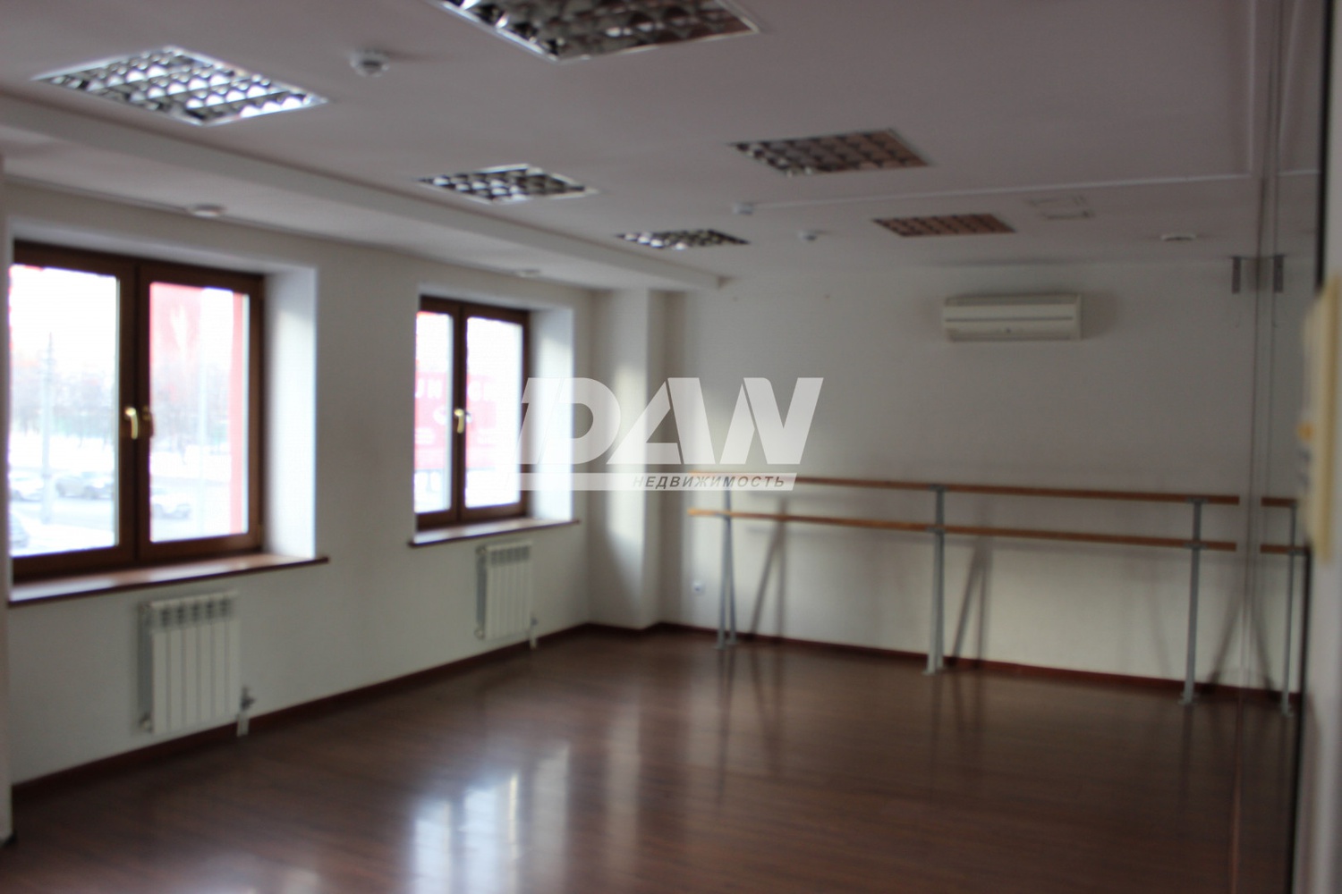 Помещение свободного назначения 897,7 м²