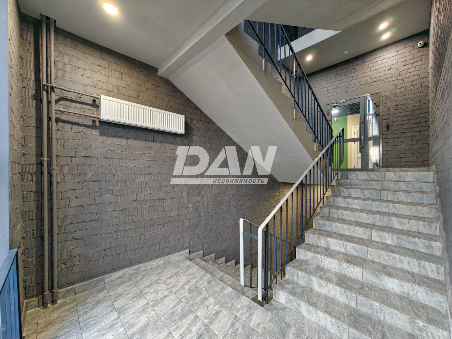 Помещение свободного назначения 1670 м²