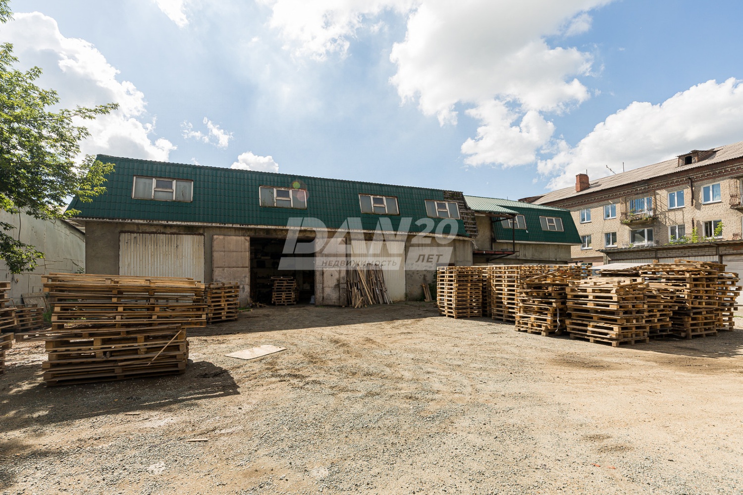 Земельный участок 1500 м²