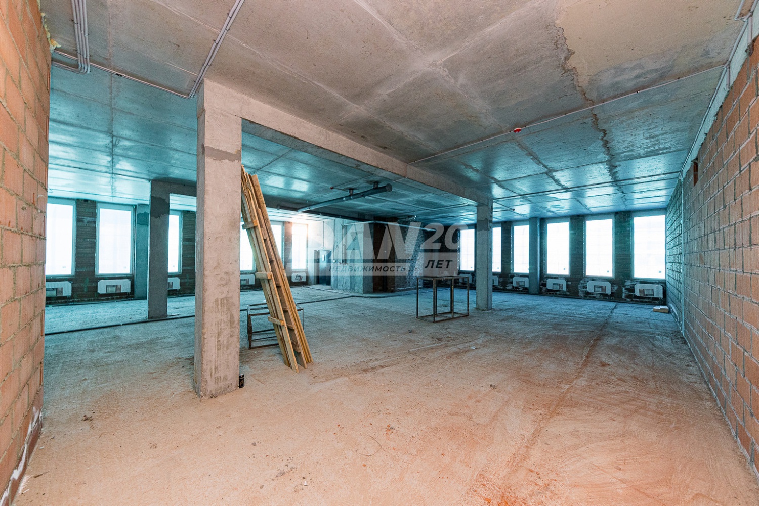 Торговая площадь 342,5 м²