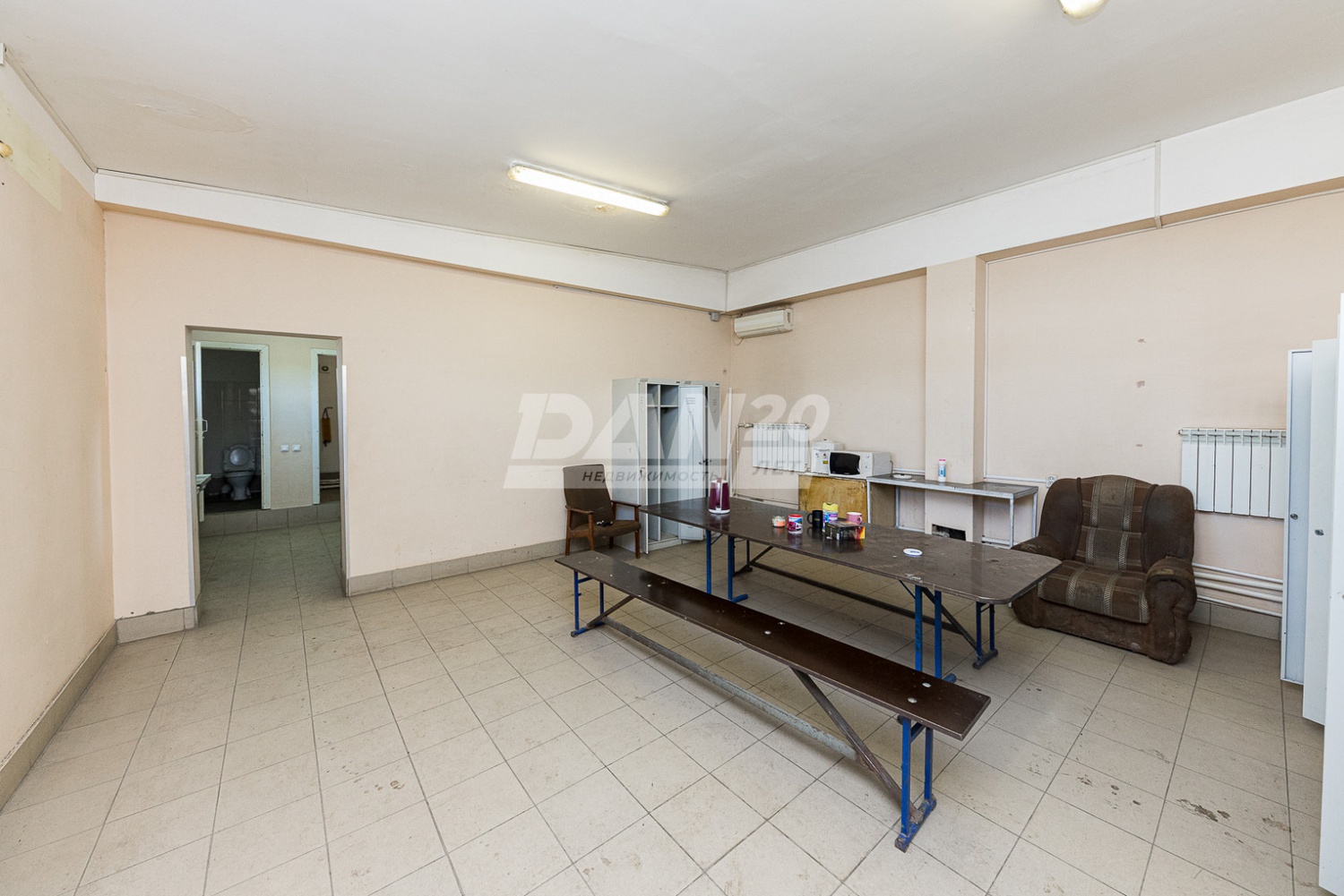 Производственное помещение 1200 м²
