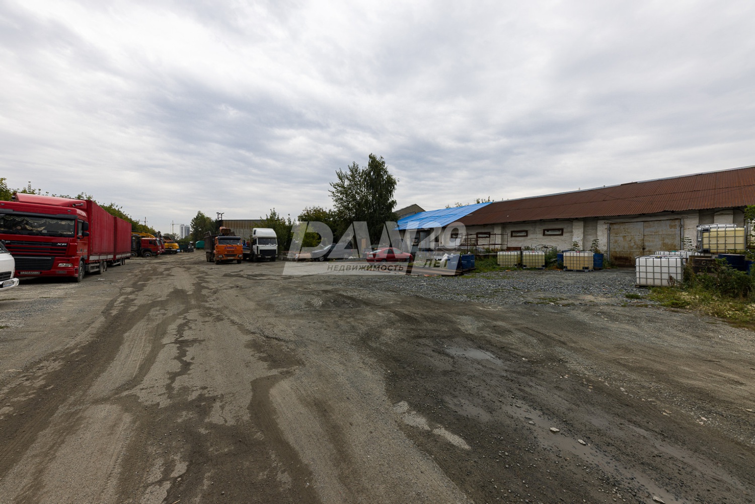 Земельный участок 2750 м²