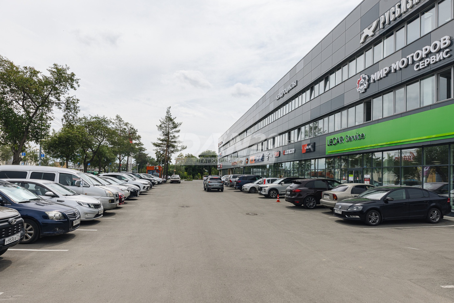 Торговое помещение 175 м²