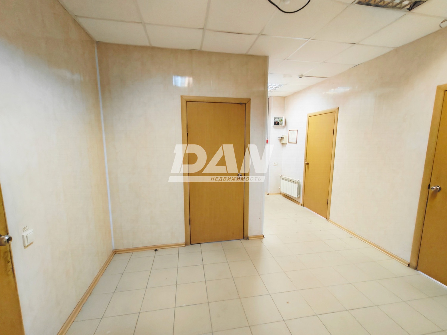 Склад 891,8 м²