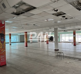 Торговое помещение, 750 м²