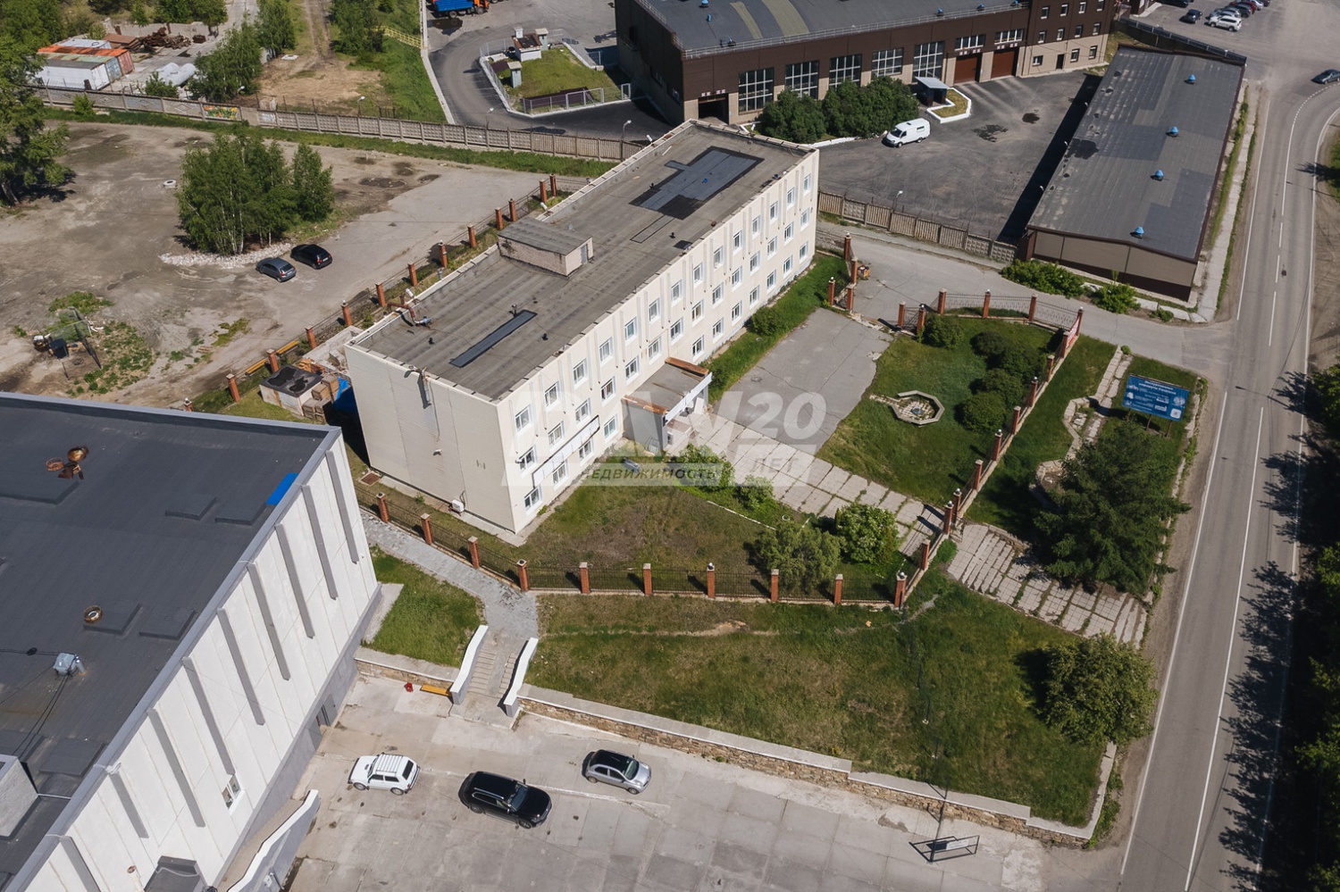 Помещение свободного назначения 1380 м²