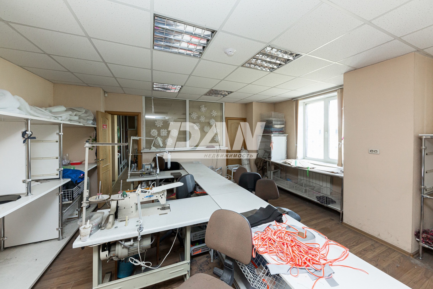 Производственное помещение 944 м²