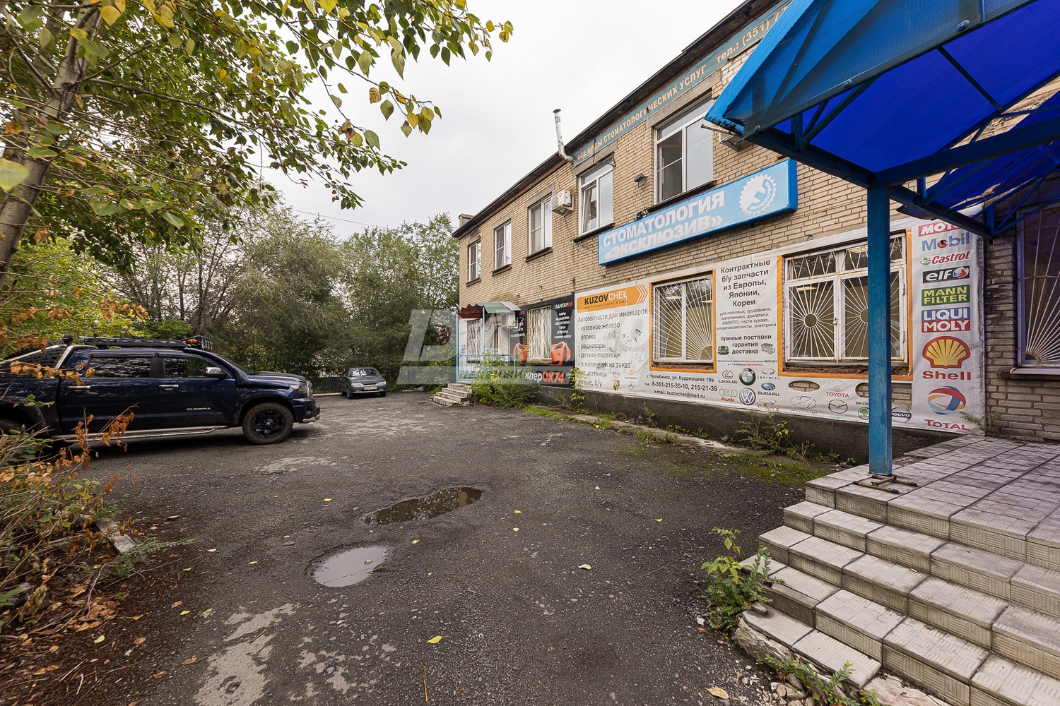 Торговое помещение 300 м²
