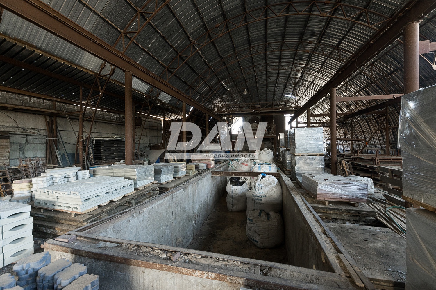 Производственное помещение 1132 м²