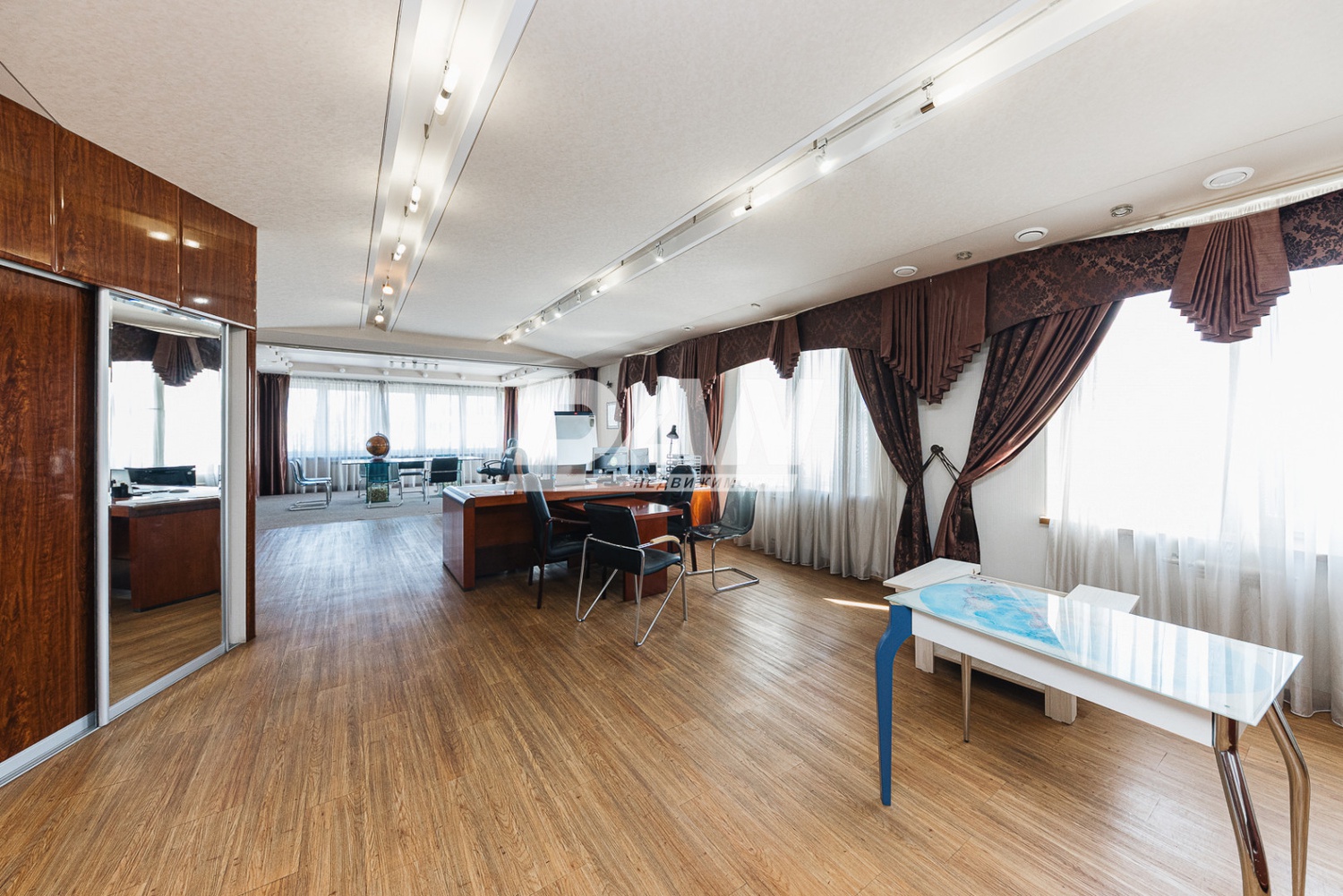 Производственное помещение 10000 м²