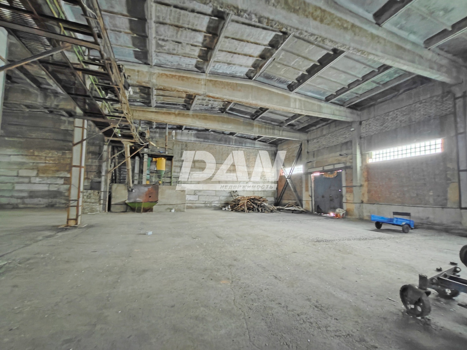 Производственное помещение 5359 м²